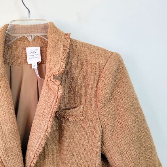 Cinq à Sept Khloe Boucle Blazer in Sahara Tan size 14 - Picture 7 of 10